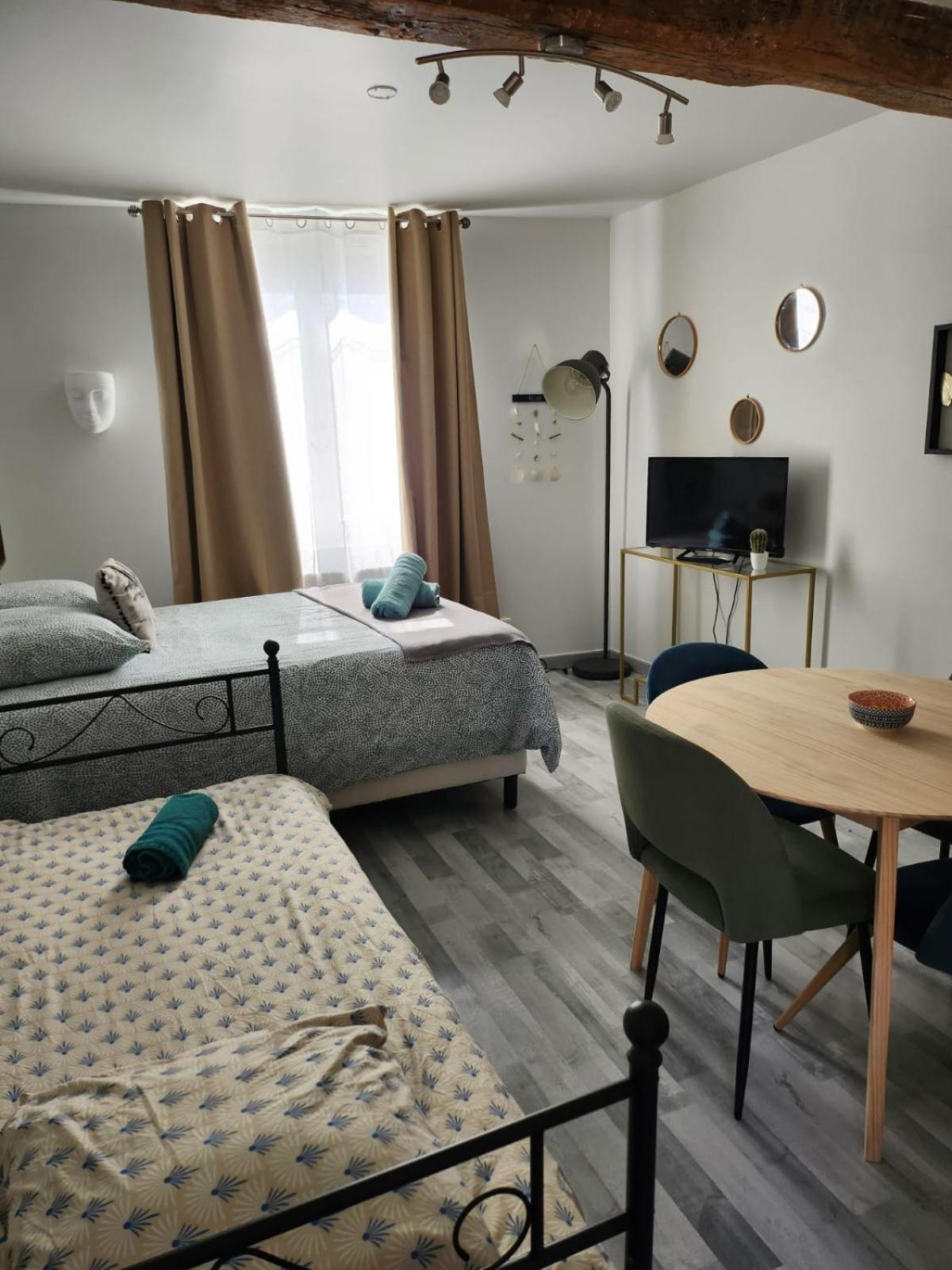 Sleep'In Orleans Centre-Studio Confortable Et Cosy Exteriör bild